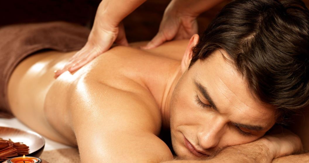 Why You must End Your Month with a Deep Tissue Massage